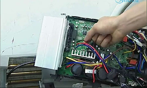 友好美的空调电话是多少