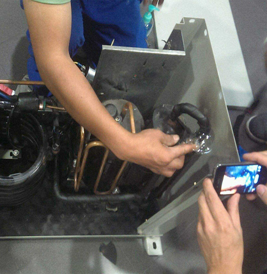 友好维修空调制冷效果差